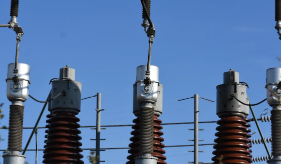 What Makes Oil Immersed Transformers Efficient and Reliable.png