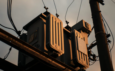 What Type of Oil Is Used in Transformers Today.png